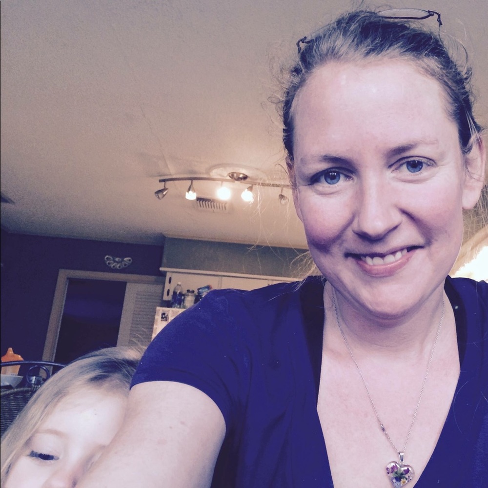 Meet your Posher, Lindy